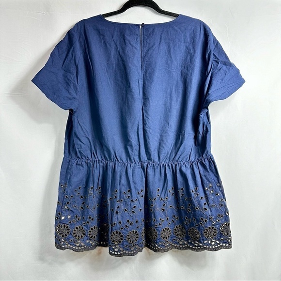 Lane Bryant Women’s Plus Sz 18 Blue Floral Eyelet Round Neck Short Sleeve Top - Picture 4 of 8